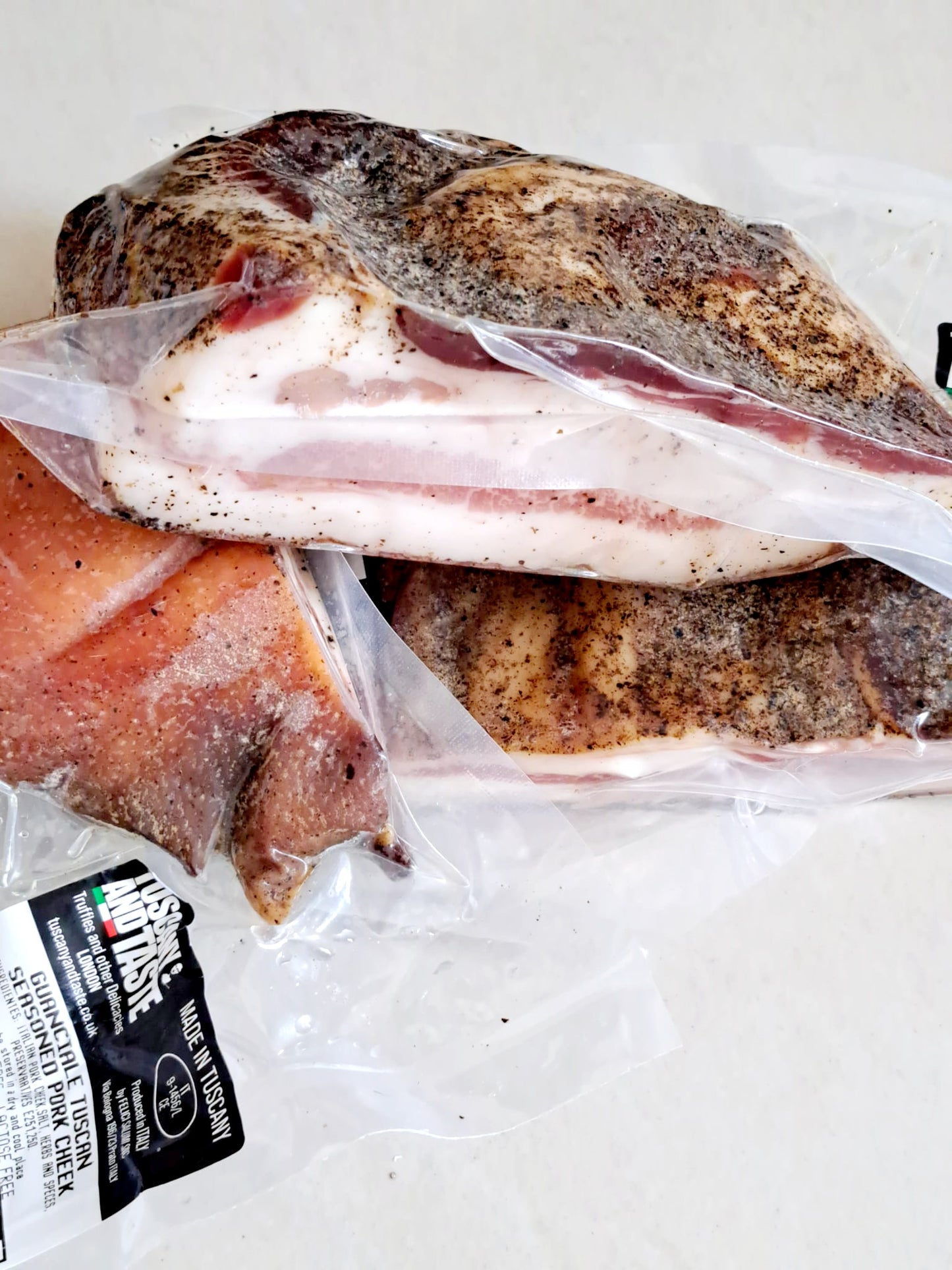GUANCIALE FOR CARBONARA - TUSCAN SEASONED CHEEK / GUANCIA "GUANCIALE TOSCANO" 500g